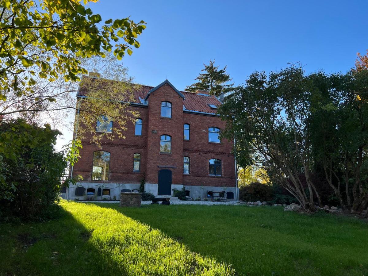 Apartamento Ublik Stacja Exterior foto